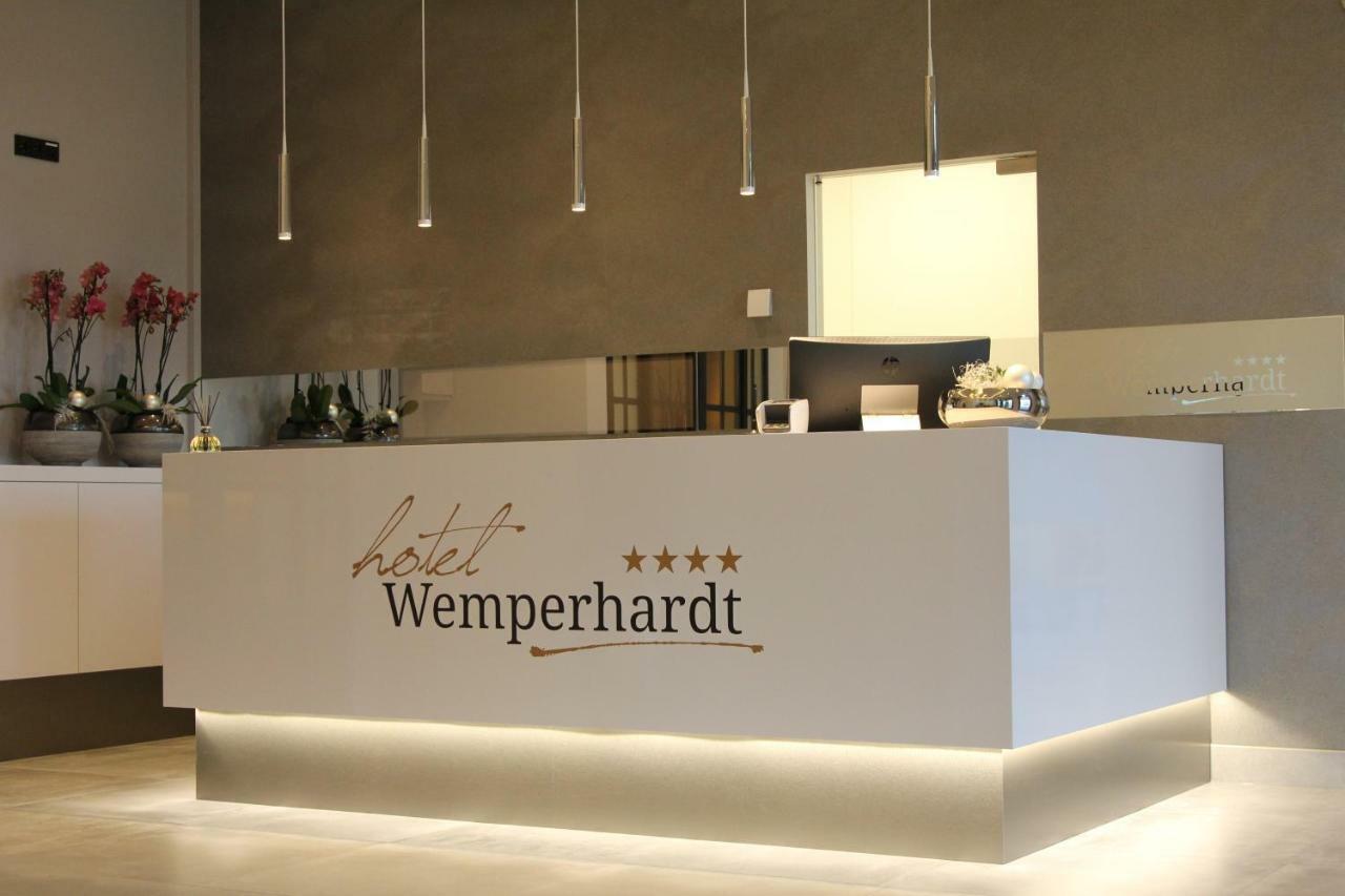 Hotel Wemperhardt Exterior photo